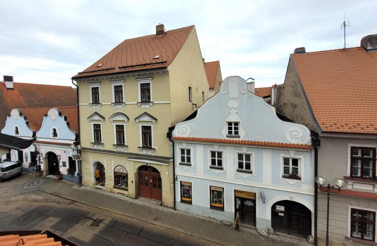 Penzion a wellness U Třeboňské madony Esterno foto