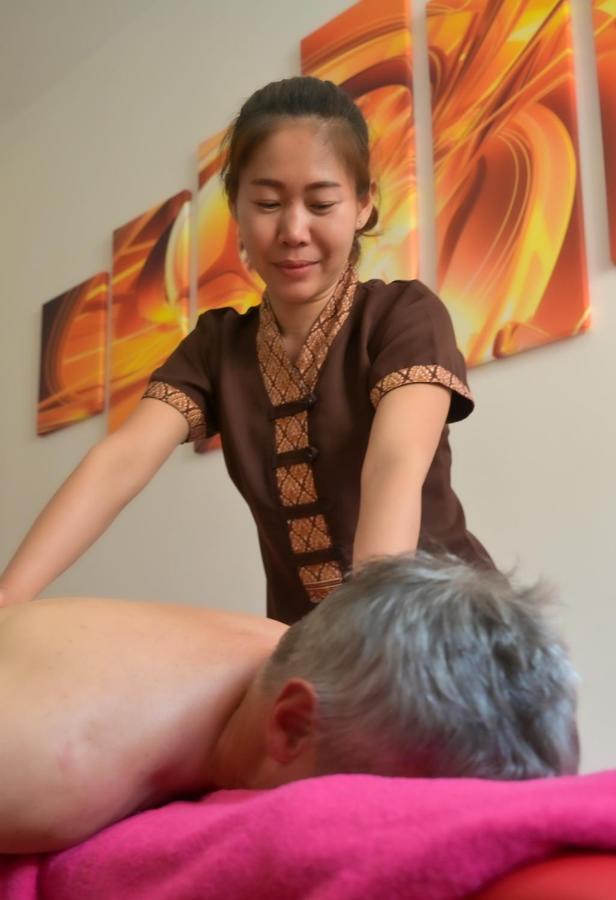 Penzion a wellness U Třeboňské madony Esterno foto